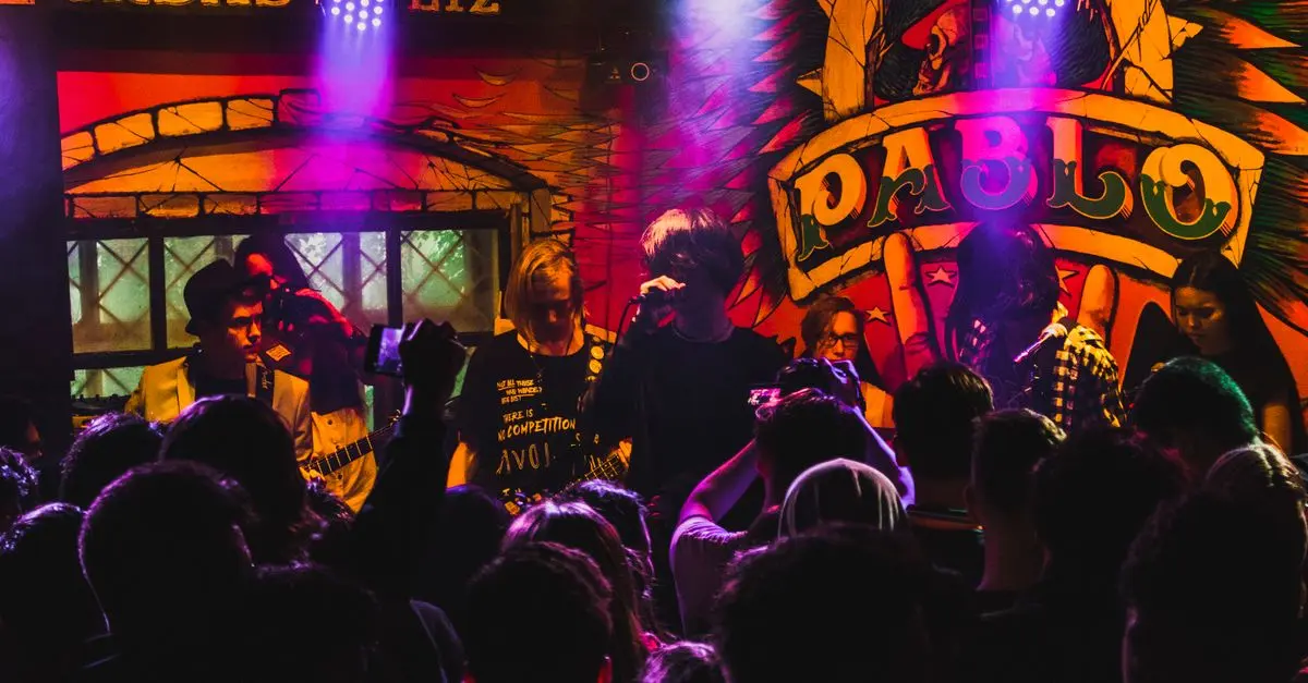 Cómo organizar un festival de música inolvidable