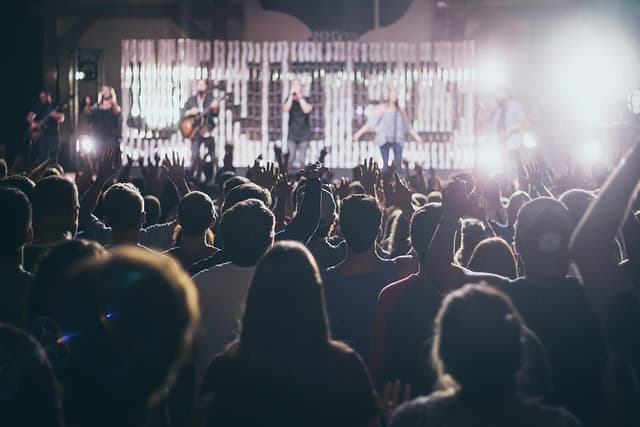 10 Consejos para Organizar un Festival de Música Inolvidable