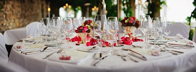 Cómo seleccionar la música perfecta para tus eventos
